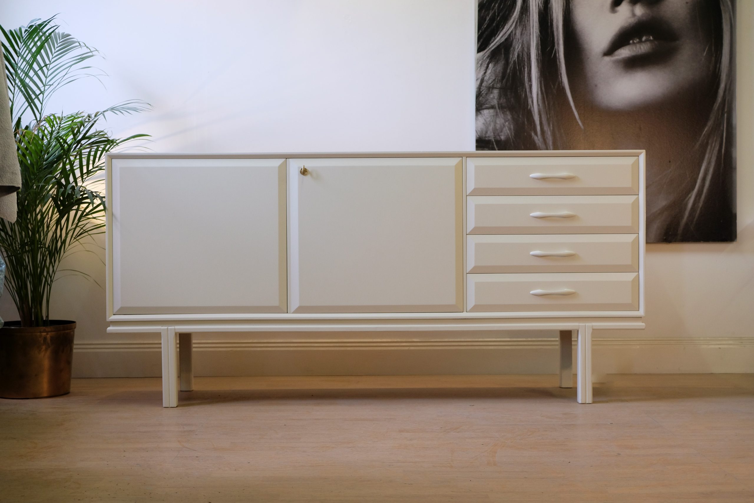 sideboard-5995